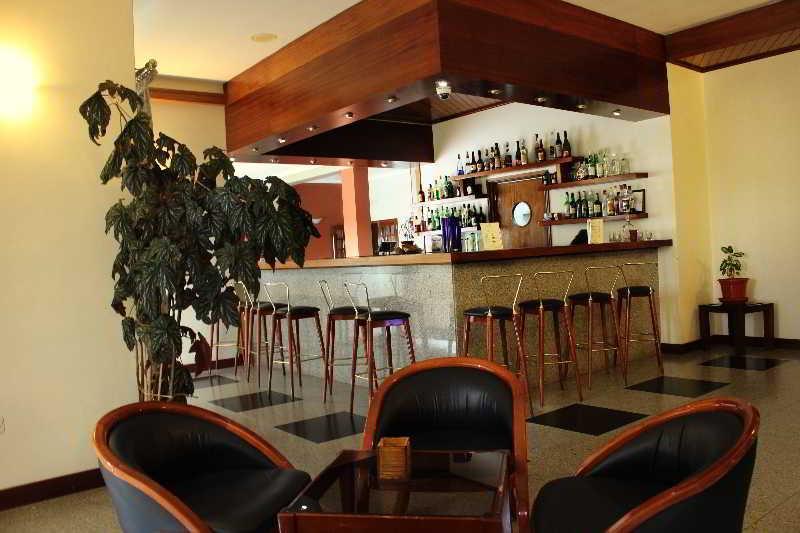 Hotel Montemuro Castro Daire Exteriör bild