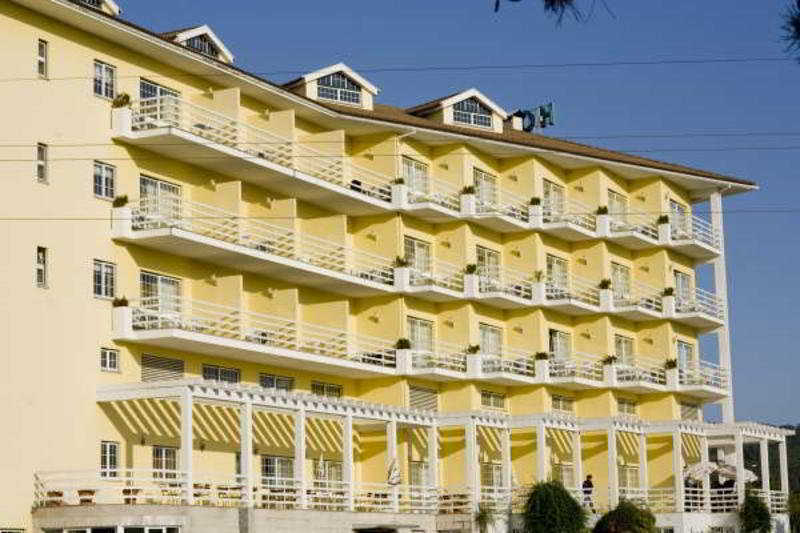 Hotel Montemuro Castro Daire Exteriör bild