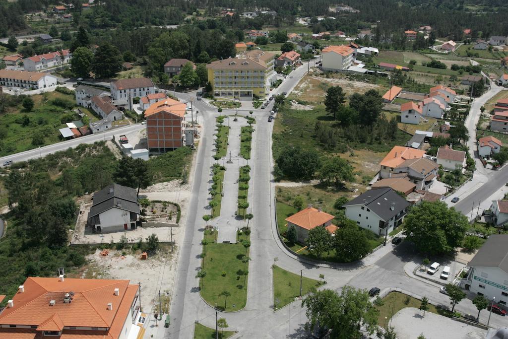 Hotel Montemuro Castro Daire Exteriör bild